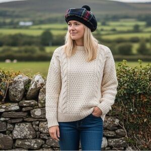 Lochcarron Stewart black Mod Tam Plaid Beret. NWT